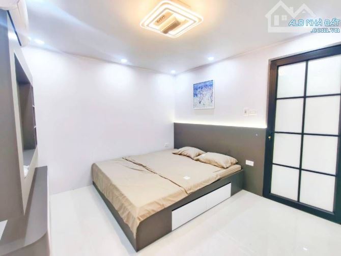 HIẾM – HƠN 5 TỶ | TẬP THỂ HAI BÀ TRƯNG | TẦNG 1 | 120m² | 2 MẶT TIỀN – KINH DOANH ĐỈNH