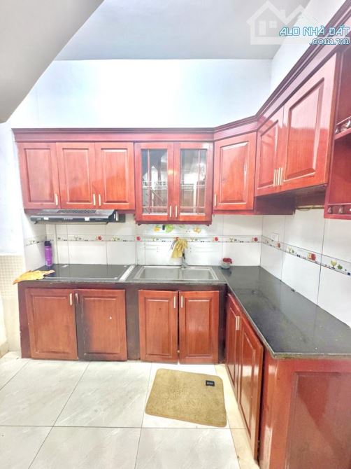 Bán Nhà Vĩnh Hưng - Hoàng Mai nhà 30m - 5 tầng giá mềm 6.1 tỷ còn tl