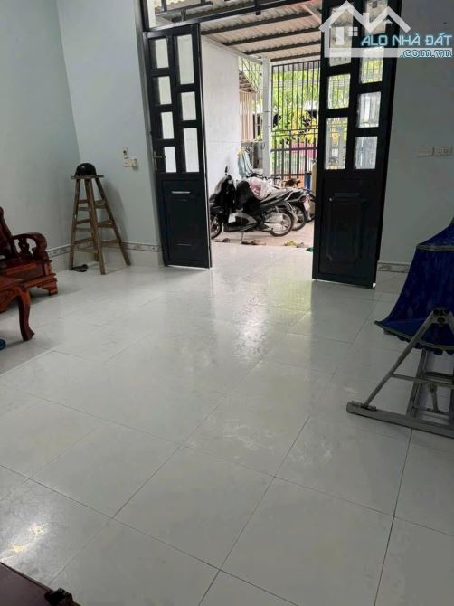 Nhà nhánh Sơn Thông đoạn gần Nguyễn Đáng khu dân cư đông - 3