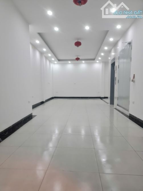 BÁN TOÀ NHÀ 5 TẦNG THANG MÁY TẠI SỐ 6, NGÕ 433 BẠCH MAI