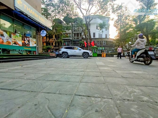 Bán căn hộ shophouse chung cư AZ Sky KĐT Định Công kinh doanh tốt giá 7.9 tỷ