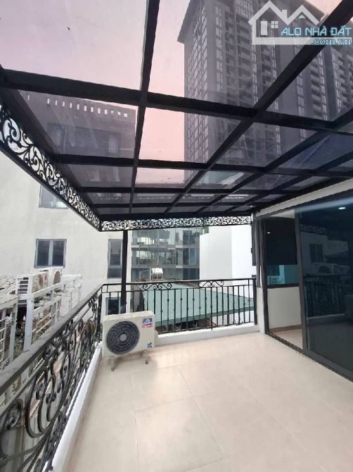 QUÁ HIẾM - NHÀ ĐẸP - THUỴ KHUÊ - TÂY HỒ - 41M - 5 TẦNG - MẶT TIỀN 4M - 14,8TỶ - 10M RA MẶT