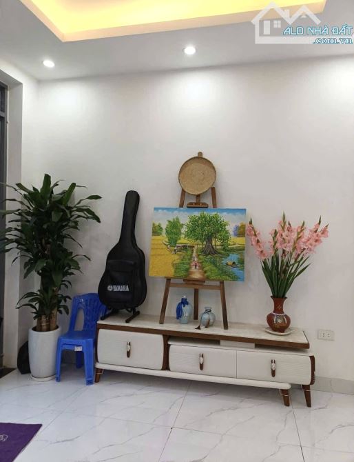 Liền Nguyễn An Ninh-ngõ thông,chủ thiện chí,5 tầng-46m-10 tỷ 525