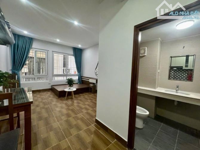 BÁN NHÀ PHỐ HỒ TÙNG MẬU DT65m2*7T THANG MÁY CÁCH 30m RA PHỐ CHO THUÊ 65TR/TH. 15 TỶ