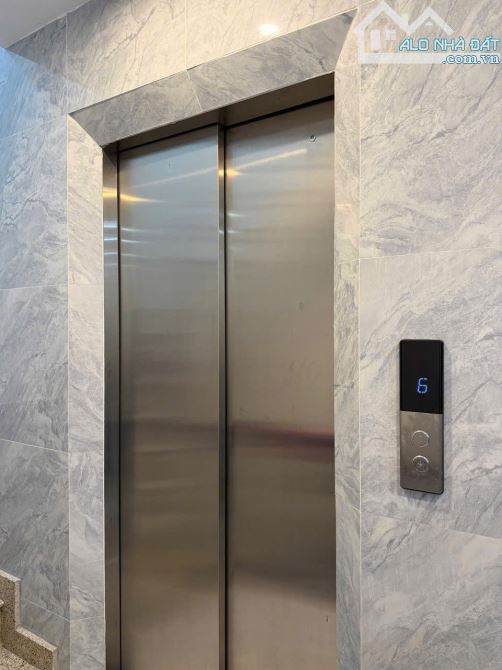 BÁN NHÀ LẠC LONG QUÂN, NGÕ THÔNG 1 NHÀ RA OTO TRÁNH, 38m, 6 TẦNG THANG MÁY, 12.8 Tỷ