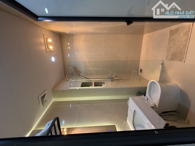 HIẾM! Toà Apartment 9 tầng, View Hồ Tây, dòng tiền 2 tỷ/ năm.