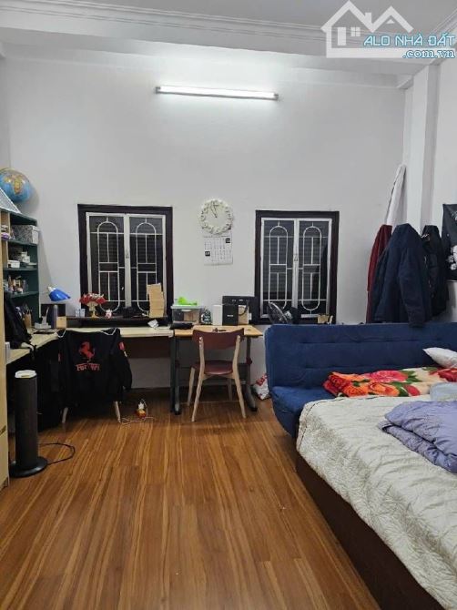 PHÂN LÔ NGÕ 61 LẠC TRUNG NHÀ DÂN XÂY 55m2, GIÁ 11.x TỶ