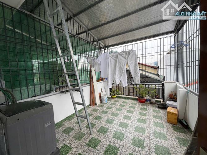 BÁN NHÀ LẠC LONG QUÂN, NGÕ THÔNG 1 NHÀ RA OTO TRÁNH, 38m, 6 TẦNG THANG MÁY, 12.8 Tỷ