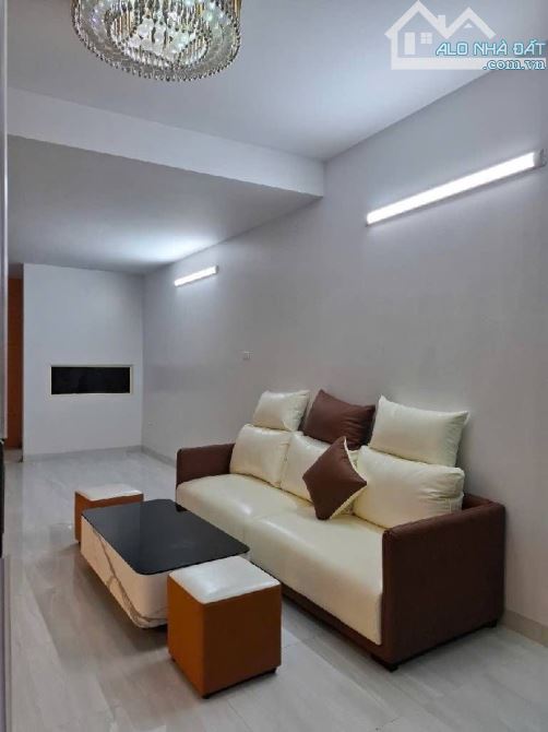 QUÁ HIẾM - NHÀ ĐẸP - THUỴ KHUÊ - TÂY HỒ - 41M - 5 TẦNG - MẶT TIỀN 4M - 14,8TỶ - 10M RA MẶT