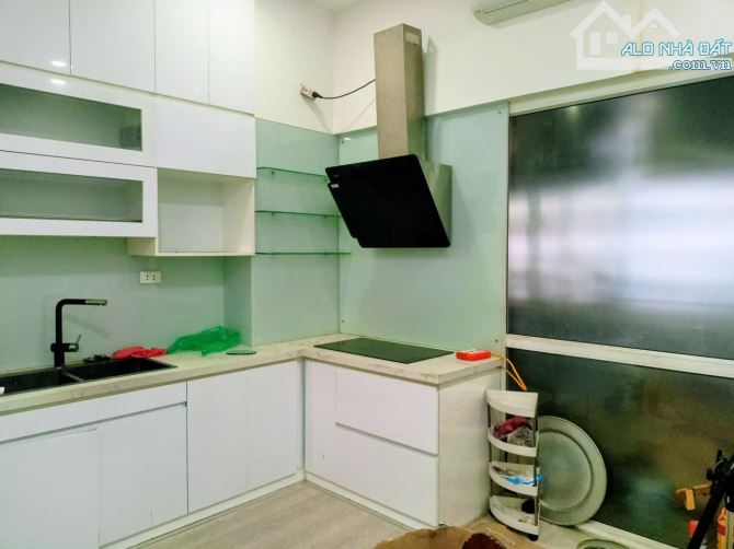 Bán căn hộ shophouse chung cư AZ Sky KĐT Định Công kinh doanh tốt giá 7.9 tỷ