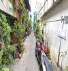 Bán nhà 41,5m2 hơi cũ tiện sửa chữa chỉ 1 sẹc đường Nguyễn Ngọc Cung SHR