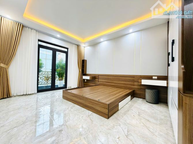 CẦN BÁN CĂN NHÀ XÂY 4 TẦNG ĐỘC LẬP CÓ THANG MÁY TẠI KHU TDC CHỢ HOA QUẢ SỞ DẦU HỒNG BÀNG H - 10