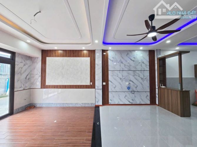 NP942 💥 Bán căn nhà 1 trệt 1 lầu hiện đại gần giáo xứ Phúc Lâm phường Hố Nai (Long Bình m - 1