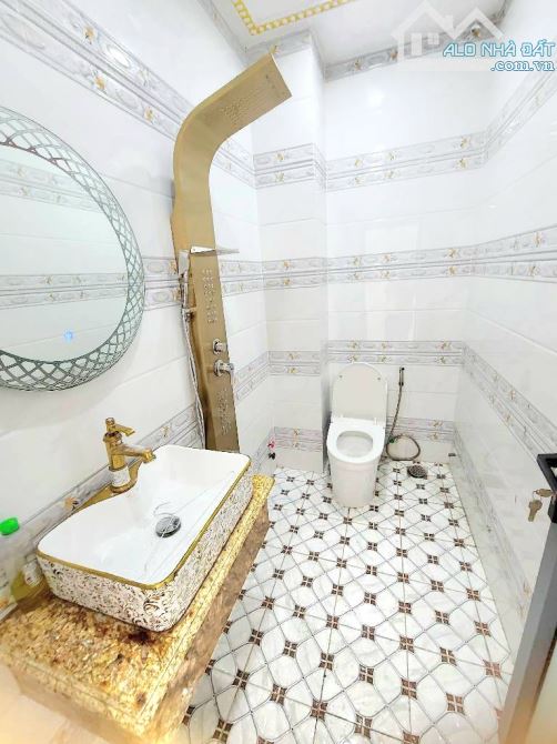NHÀ MỚI Ở NGAY ĐẸP LỘNG LẪY 4x19M, XE HƠI VÀO NHÀ, 3 TẦNG 4 PN, NỘI THẤT XỊN, SÁT BÌNH TÂN - 4