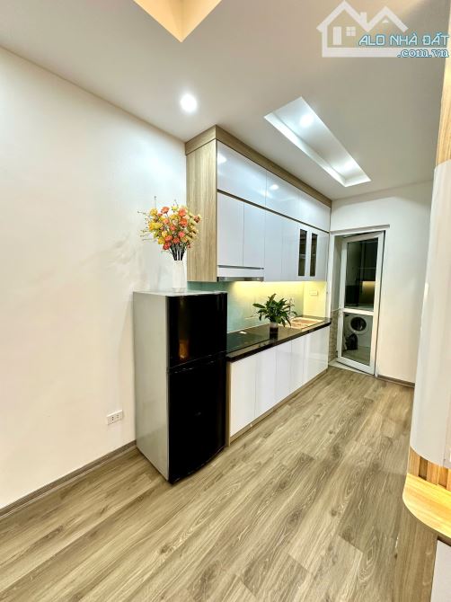 Căn hộ 12 Ct12a kim văn kim lũ, 2 ngủ, giá 3.x tỷ, Phường Định Công, sđcc, 2 ngủ.