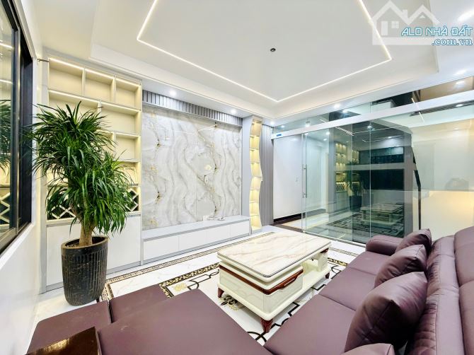 CẦN BÁN CĂN NHÀ XÂY 4 TẦNG ĐỘC LẬP CÓ THANG MÁY TẠI KHU TDC CHỢ HOA QUẢ SỞ DẦU HỒNG BÀNG H - 6