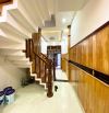 Kiệt oto. Kiệt Yên Thế . 3 tầng. 4pn. 4wc. 4350