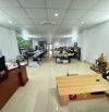 CHO THUÊ VĂN PHÒng Trần Quốc Hoàn- Hoàng Quốc Việt DT 90M2 Full NỘI THẤT GÍA CHỈ 12.5tr/t.