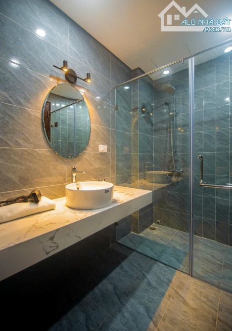Cho thuê căn hộ: 30m 6tr; 40m 7tr; 45m 9tr; 65m 15tr; 90m 20tr. Phố Lò Đúc - 10