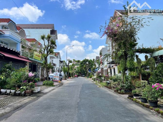 Bán gấp! Nền đẹp 6x19 = 114m2 KDC Nam Long 1 giá chỉ 5 tỷ. - 1
