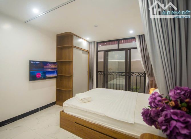Cho thuê căn hộ: 30m 6tr; 40m 7tr; 45m 9tr; 65m 15tr; 90m 20tr. Phố Lò Đúc - 14