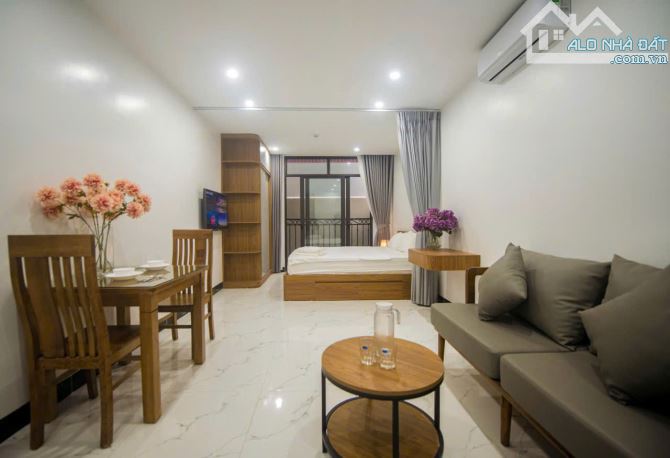 Cho thuê căn hộ: 30m 6tr; 40m 7tr; 45m 9tr; 65m 15tr; 90m 20tr. Phố Lò Đúc - 21