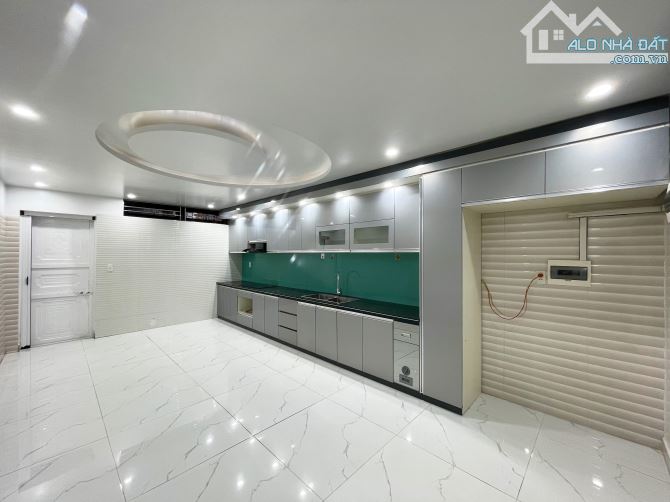 Nhà 4 tầng dân xây phân lô Lê Hồng Phong - 60m2 - Tây Nam - 2