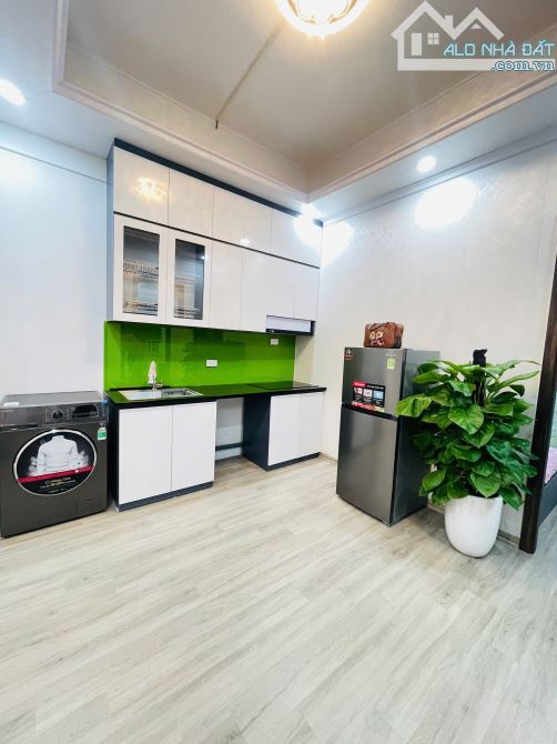 BÁN CĂN HỘ CC 60M MẠC THÁI TỔ - CẦU GIẤY 5.28 TỶ