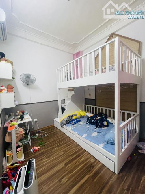 Bán nhà mặt phố phường Hàng Buồm, 40m2, 5 tầng, mặt tiền 3.5m, 36.8 tỷ, Kinh Doanh đỉnh