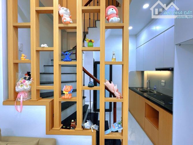 BÁN NHÀ XÂY MỚI THỊNH QUANG – ĐỐNG ĐA | HAI THOÁNG TRƯỚC SAU | FULL NỘI THẤT | Ở NGAY