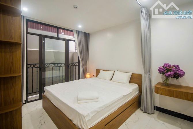 Cho thuê căn hộ: 30m 6tr; 40m 7tr; 45m 9tr; 65m 15tr; 90m 20tr. Phố Lò Đúc - 22