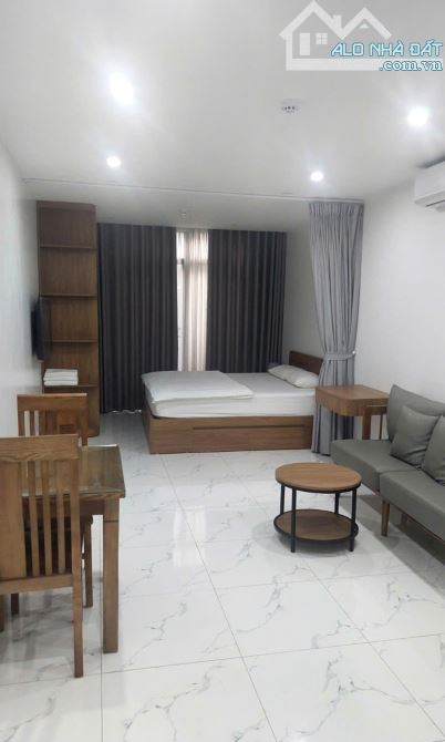 Cho thuê căn hộ: 30m 6tr; 40m 7tr; 45m 9tr; 65m 15tr; 90m 20tr. Phố Lò Đúc - 26