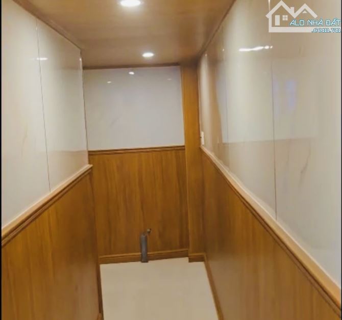 NHÀ TRUNG TÂM VĨNH ĐIỆN - 50m2 - MT 4m2 - NỞ HẬU - MỚI ĐẸP Ở NGAY - NHỈNH NHẸ 1 TỶ . - 3