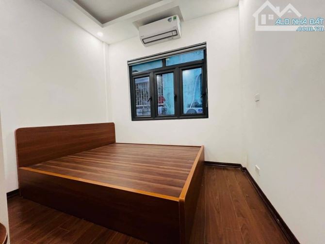 Bán Nhà 5 Tầng chỉ hơn 7 Tỷ, 5 Ngủ ngõ nông rộng phố Tạ Quang Bửu- Bách Khoa - Hà Nội