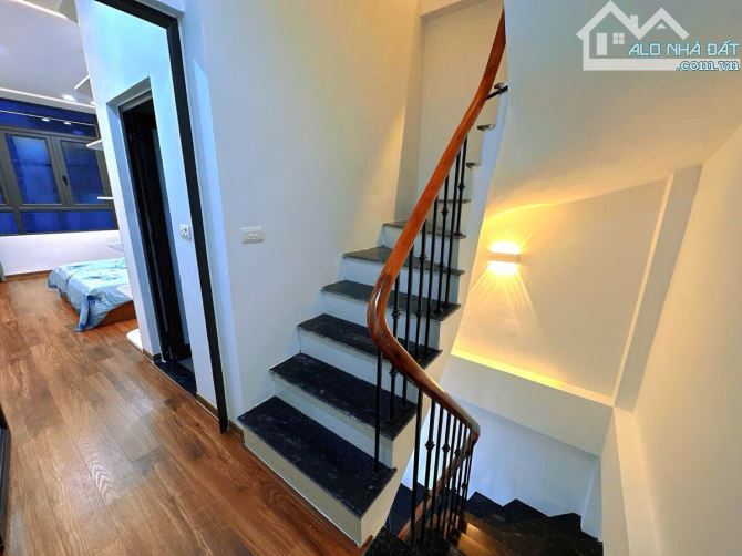 BÁN NHÀ XÂY MỚI THỊNH QUANG – ĐỐNG ĐA | HAI THOÁNG TRƯỚC SAU | FULL NỘI THẤT | Ở NGAY