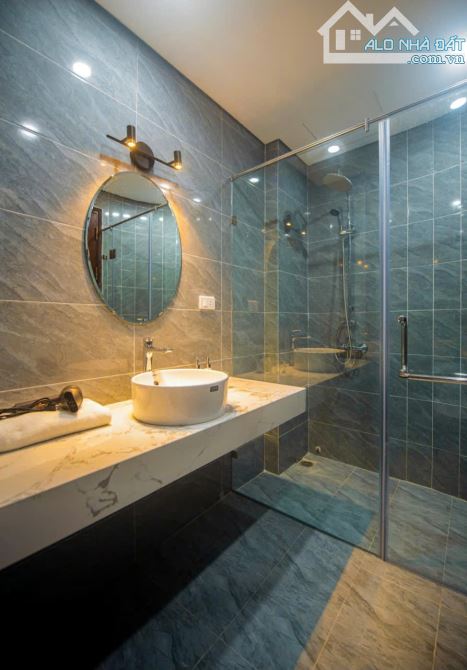 Cho thuê căn hộ: 30m 6tr; 40m 7tr; 45m 9tr; 65m 15tr; 90m 20tr. Phố Lò Đúc - 5