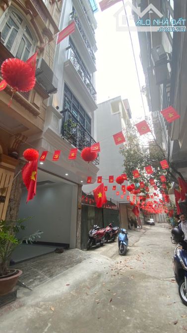 Phân Lô Hoàng Văn Thái, 6 TẦNG THANG MÁY, GARA Ô TÔ, FULL NỘI THẤT, MẶT NGÕ Ô TÔ TRÁNH