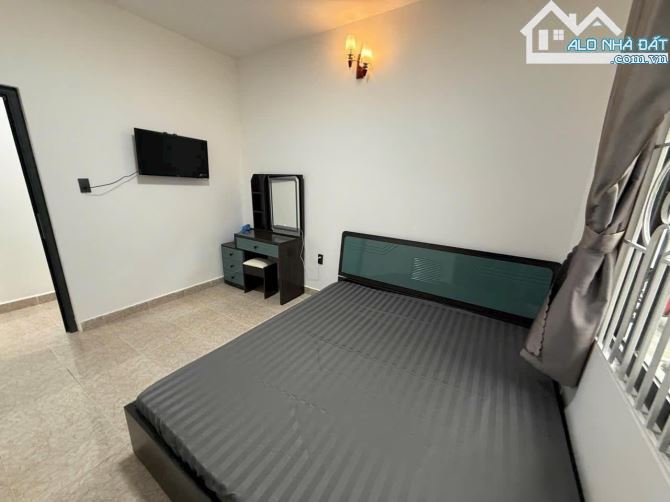 NHÀ 1 TRỆT 100M2 NGANG 6M HẺM ÔTÔ TRẦN PHÚ P3 CÁCH TTHC TỈNH 500M, CHỢ ĐL 1KM GIÁ 6.3 TỶ - 2