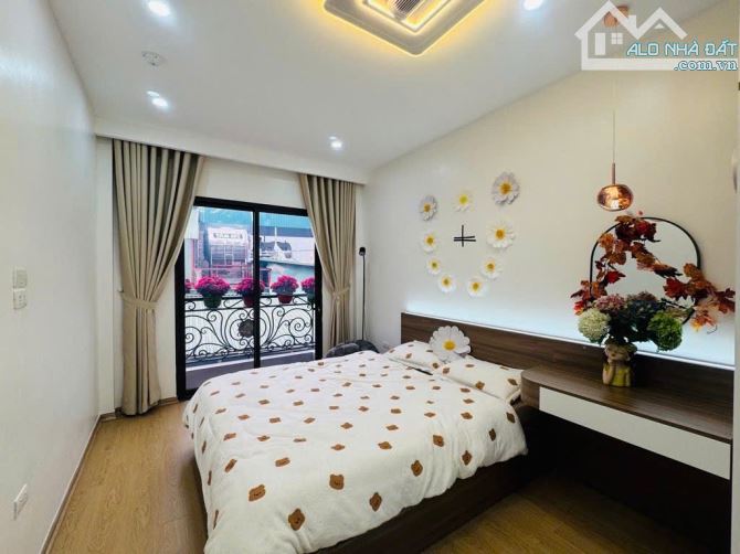 Cực hiếm! Nhà LÊ THANH NGHỊ (Phố Giảng Viên) 40m2,5 Tầng Thang Máy, Ngõ Nông Giá 8.6 T