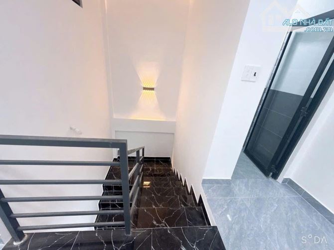 Bán Nhà Lầu Gần công ty Điện Lực. Phú Khương Bến Tre.  _ Hẻm xe hoa lâm (Có GPXD) - 2