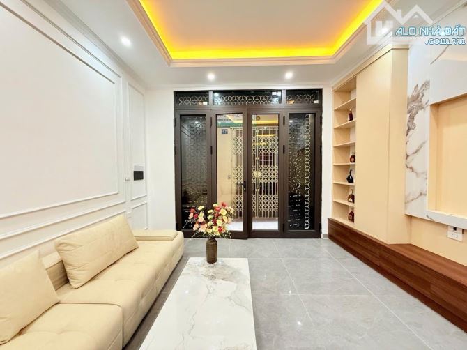 siêu phẩm trung tâm thanh xuân vương thừa vũ thang máy thoáng trước sau tổng 6 phòng ngủ