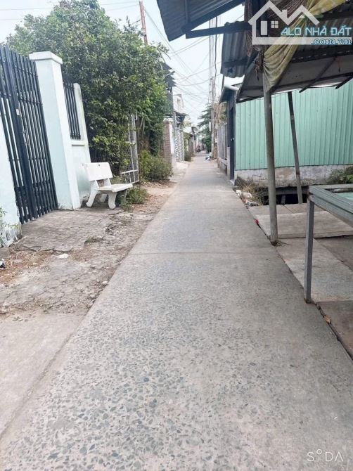 Bán Nhà Lầu Gần công ty Điện Lực. Phú Khương Bến Tre.  _ Hẻm xe hoa lâm (Có GPXD) - 3