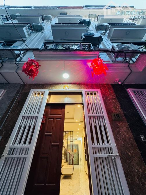 Siêu hiếm nhà Phố Minh Khai, Lạc Trung, Hai Bà Trưng, 45m2 x 5 tầng, Ô tô 20m Giá 9.89 tỷ(