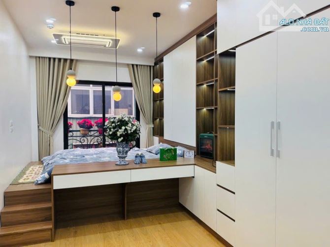 Cực hiếm! Nhà LÊ THANH NGHỊ (Phố Giảng Viên) 40m2,5 Tầng Thang Máy, Ngõ Nông Giá 8.6 T