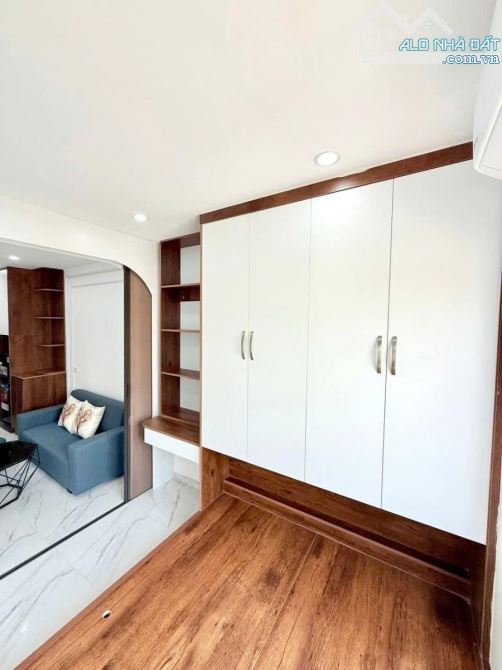 Toà CCMN Trung Kính, 95m² x 7T, MT 10m, 21 phòng khép kín, PCCC, dòng tiền ~100 triệu/ th