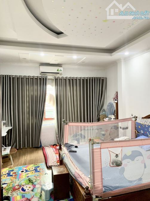 Thịnh Hào 1, mặt đường ôtô, KD sầm uất, 2 thoáng, 6 tầng TM, DT 42/47T2, MT4.35, giá 17 tỷ - 4