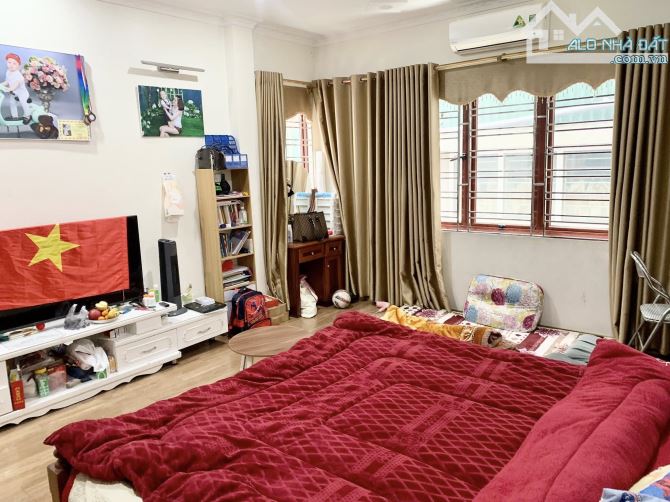 Thịnh Hào 1, mặt đường ôtô, KD sầm uất, 2 thoáng, 6 tầng TM, DT 42/47T2, MT4.35, giá 17 tỷ - 5