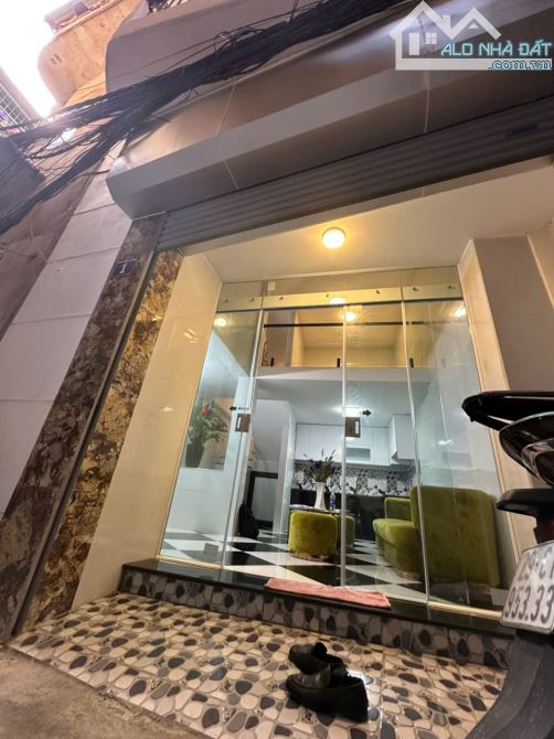 PHÚC TÂN – HOÀN KIẾM - GẦN PHỐ CỔ – NHÀ MỚI Ở NGAY – NGÕ THÔNG – GẦN Ô TÔ.