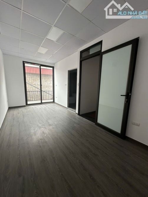 PHÚC TÂN – HOÀN KIẾM - GẦN PHỐ CỔ – NHÀ MỚI Ở NGAY – NGÕ THÔNG – GẦN Ô TÔ.