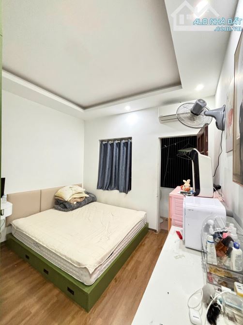 BÁN TẬP THỂ ĐẶNG TIẾN ĐÔNG, ĐỐNG ĐA, SỔ ĐỎ 34,3M, DT 50M, VIEW THOÁNG SÁNG,GIÁ 4,2 TỶ